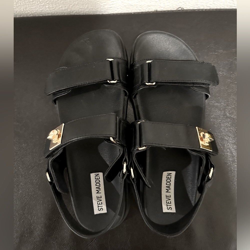 Steve Madden Mona Sandal